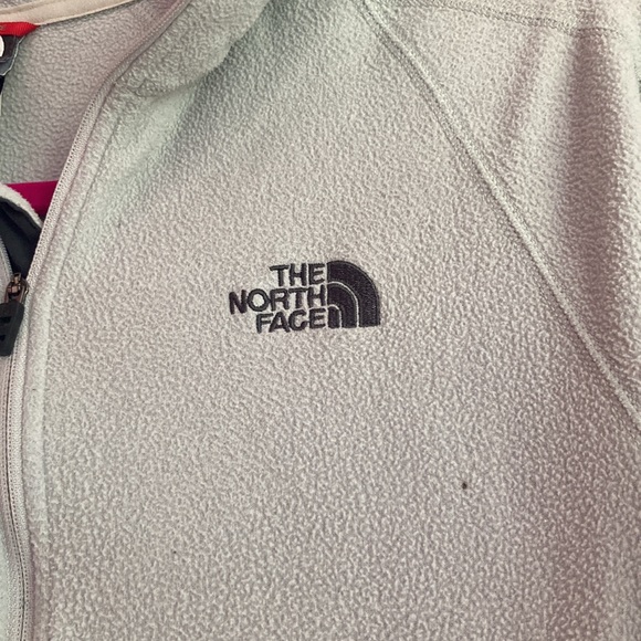 North Face 1/4 Zip - Picture 3 of 4